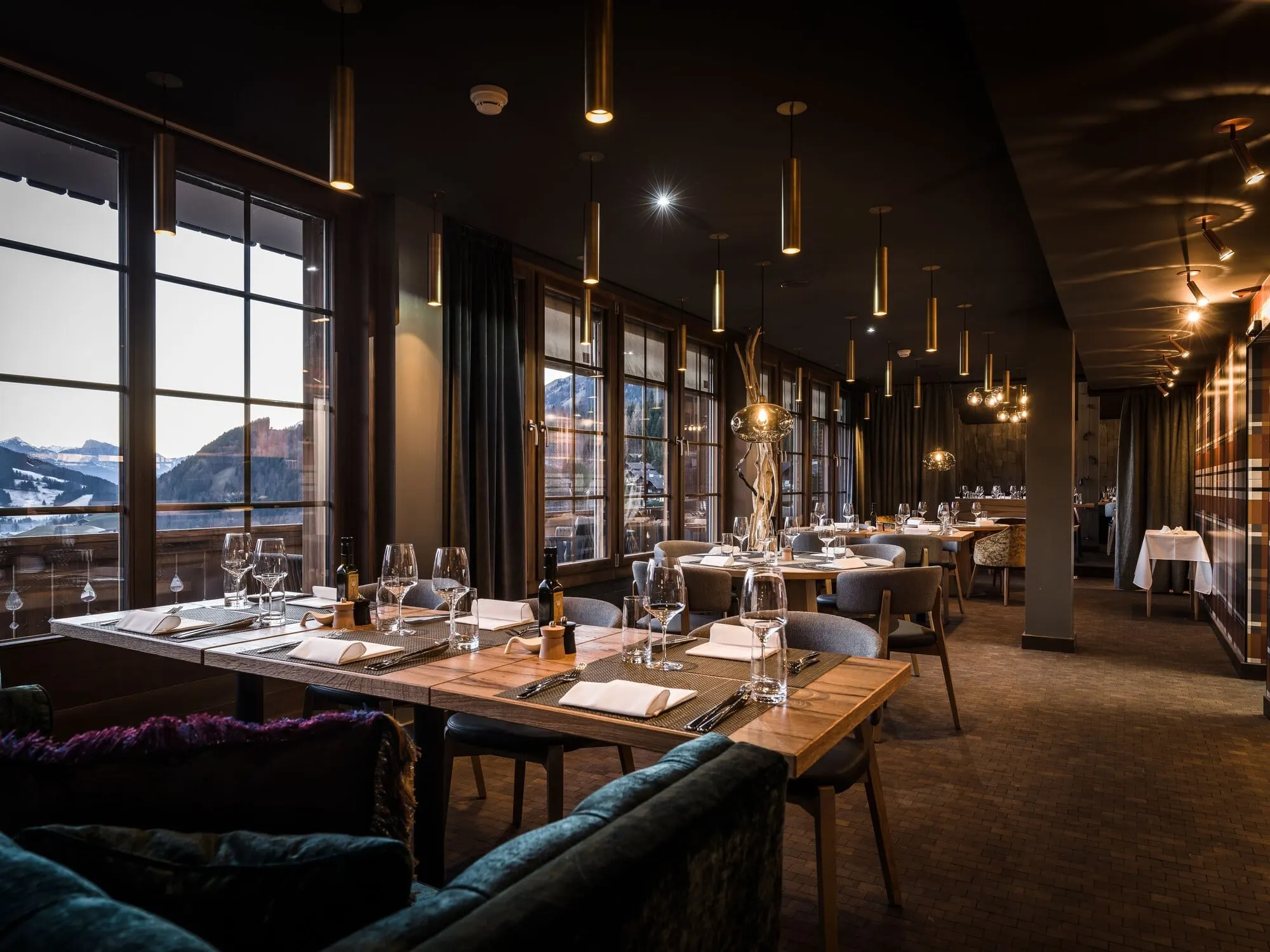A restaurant with mountain views
