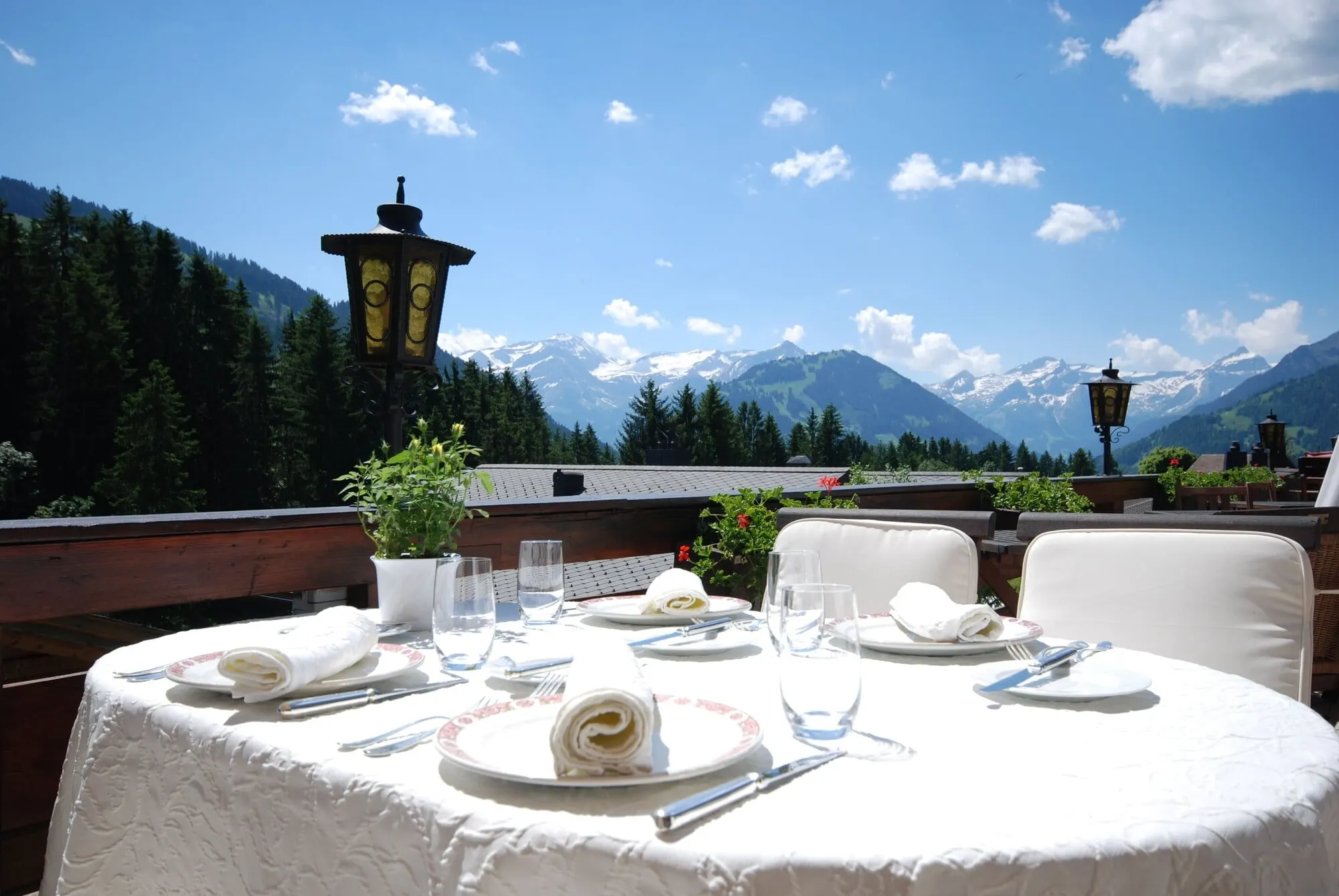 A terrace table facing the mountains